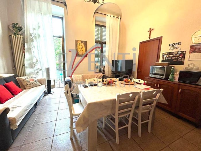 Appartamento trilocale in vendita in VIA LEQUIO, Centro, Pinerolo