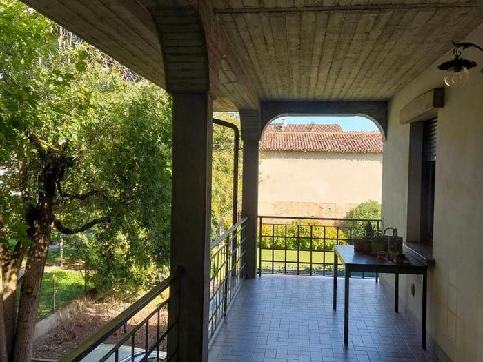 Casa con 6 locali in vendita in Via Centro San Nazzaro, Monticelli d'Ongina