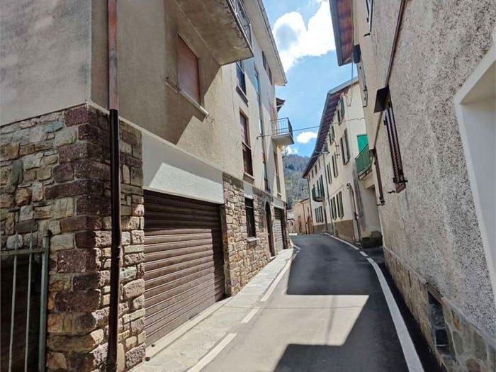 Appartamento trilocale in vendita in via volta, Centro, Margno