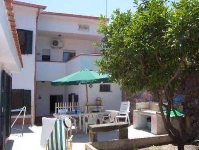 Casa con 6 locali in vendita in Flussio