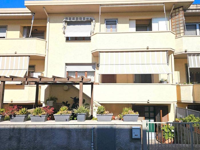 Appartamento con 6 locali in vendita in Marina di Cecina, Cecina