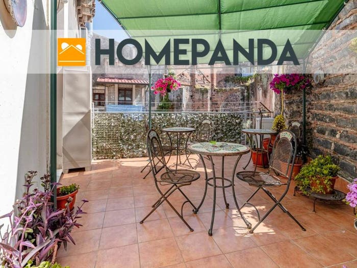Appartamento con 6 locali in vendita in Piazza Federico di Svevia, Centro Storico, Catania