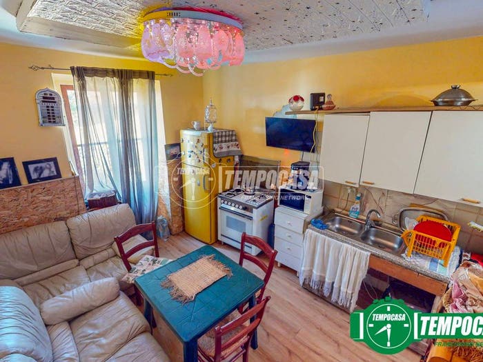 Appartamento trilocale in vendita in Via Valle Scura, Centro, Stazzano