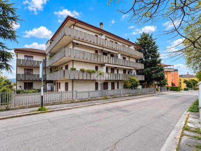 Appartamento trilocale in vendita in Via dei Frentani, Chieti Città, Chieti