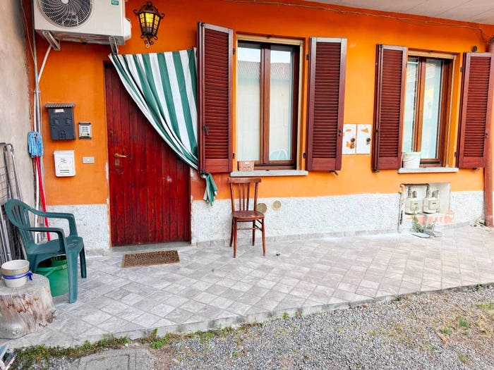 Appartamento trilocale in vendita in Via Magenta, Centro, Cislago