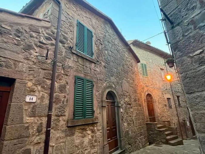 Appartamento con 5 locali in vendita in Via Apparitella, Montelaterone, Arcidosso