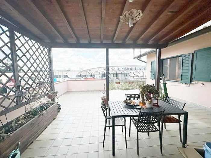 Appartamento con 5 locali in vendita in Citta' Di Castello