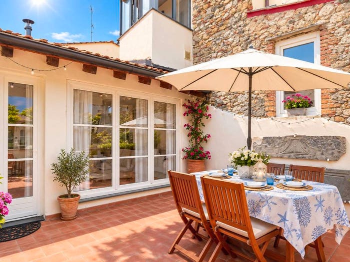 Appartamento con 5 locali in vendita in Vico Navone, Centro, Albenga