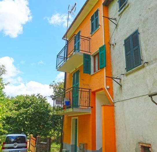 Casa quadrilocale in vendita in Via Della Vittoria, Centro, Filattiera