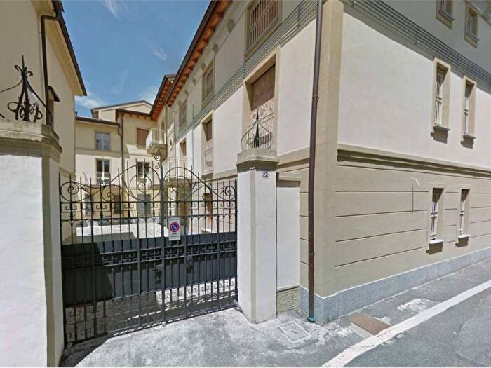 Appartamento trilocale in vendita in Via Gorini, Centro, Codogno