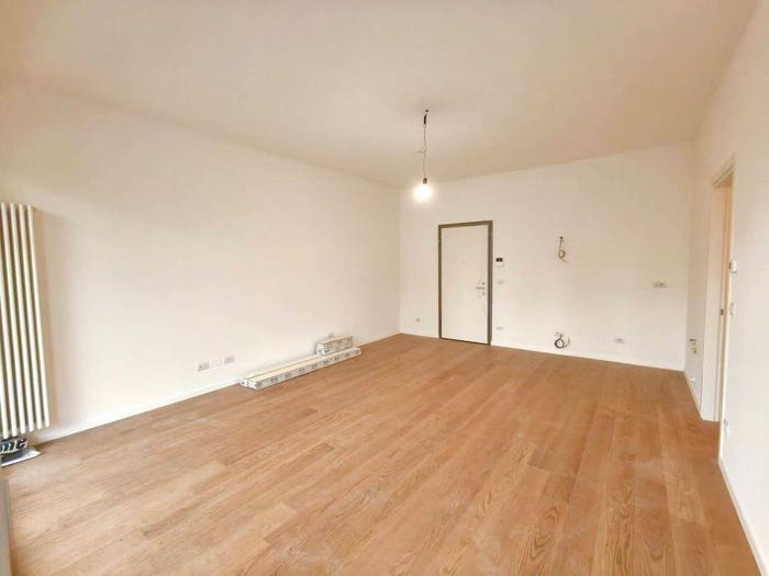 Appartamento trilocale in vendita in Via Lomellina, Romano Banco, Buccinasco