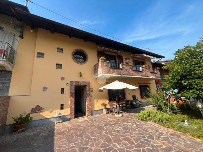 Casa con 6 locali in vendita in Località Carbignano, Verrua Savoia