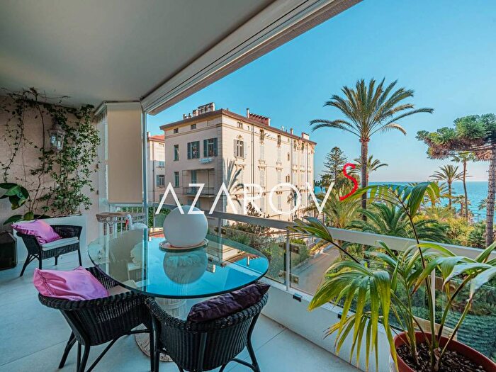 Appartamento trilocale in vendita in Lungomare Imperatrice, San Siro Casinò, Sanremo