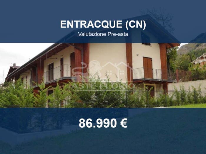 Appartamento trilocale in vendita in Via Albaretto, Entracque