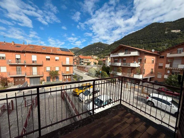 Appartamento con 5 locali in vendita in Via Diaz, Centro, Gubbio