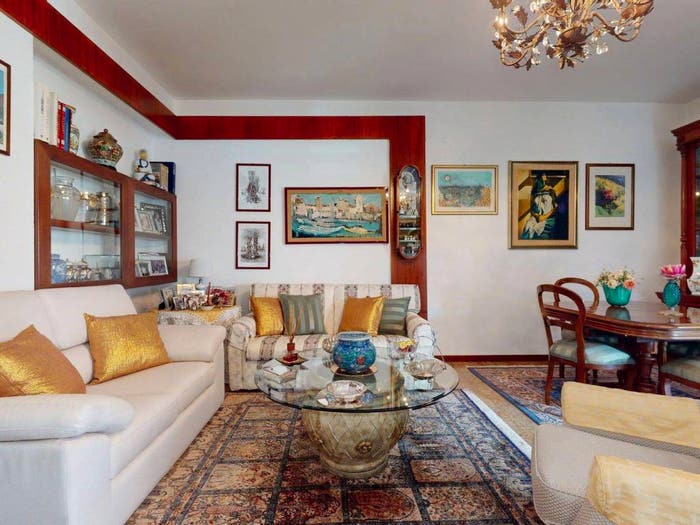 Appartamento quadrilocale in vendita in Via Favonio, Quartiere del Sole, Cagliari
