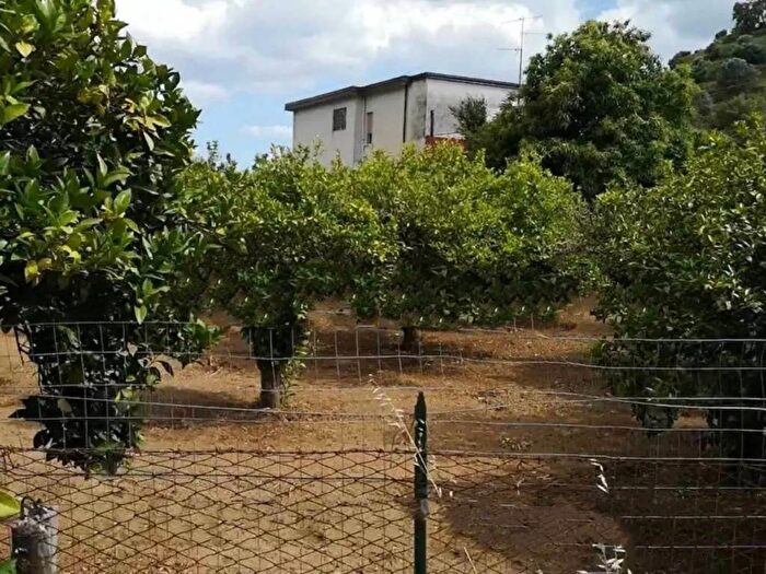 Casa con 6 locali in vendita in Contrada Cardesi, Sant'Ilario dello Ionio