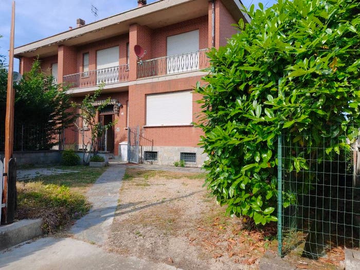 Casa trilocale in vendita in Frazione San Vincenzo, Monteu Roero