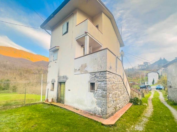 Casa trilocale in vendita in Mulazzo