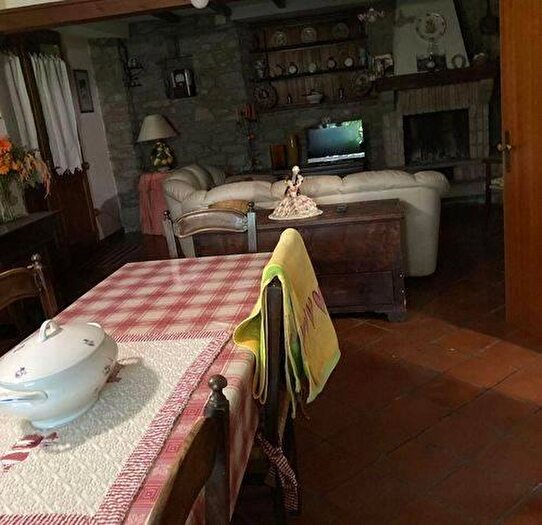 Casa trilocale in vendita in Riolunato