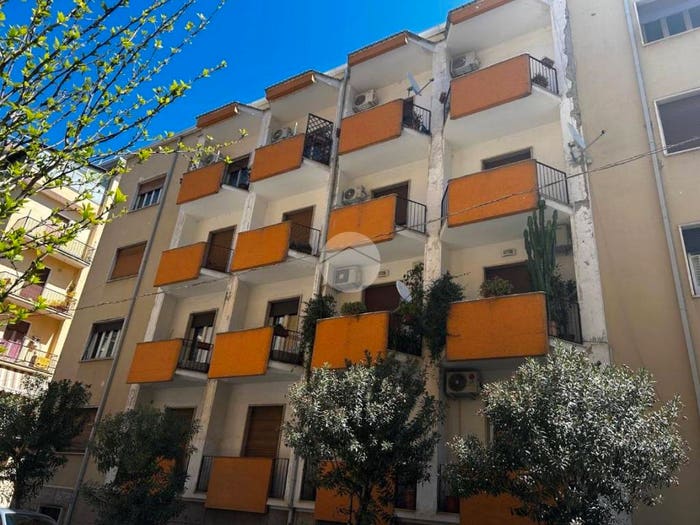 Appartamento con 5 locali in vendita in Via Pasquale Galluppi, Centro, Cosenza