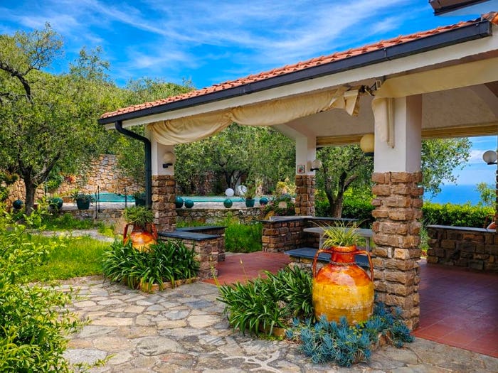 Casa con 5 locali in vendita in Via al Castellaretto, Cervo
