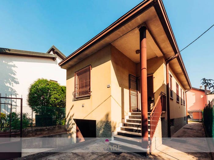 Casa bilocale in vendita in Viale Francia, Melzo