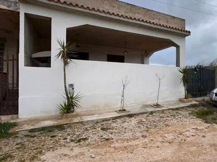 Casa con 6 locali in vendita in Via Est SNC, Tre Fontane, Campobello di Mazara