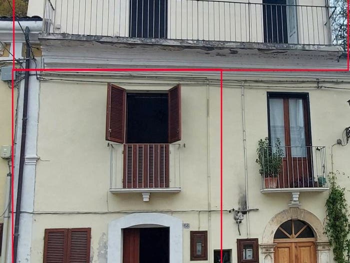 Casa con 6 locali in vendita in Via Francescantonio Grue, Castelli