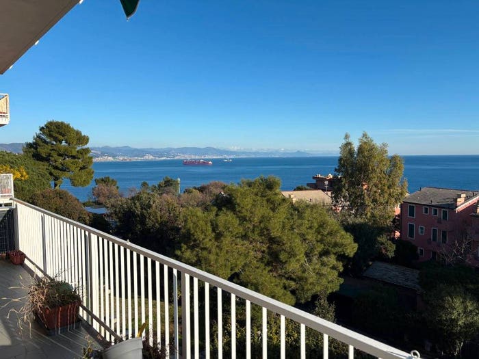 Appartamento quadrilocale in affitto in Via della Pineta, Pineta, Arenzano