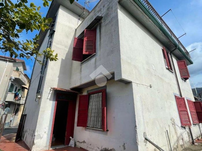 Casa con 6 locali in vendita in Strada provinciale casola, Càsola, Domicella