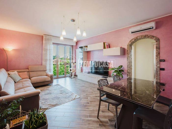 Appartamento trilocale in vendita in Piazza Corte Tomasi, Centro, Noceto