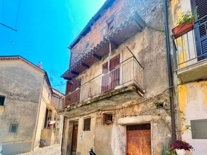 Appartamento trilocale in vendita in Salita Castelluccio, Centro, San Giovanni a Piro