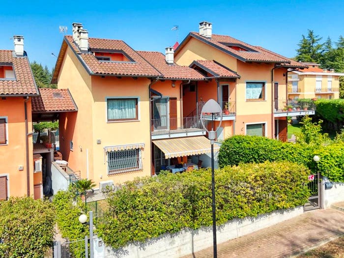 Appartamento quadrilocale in vendita in Via Giacomo Puccini, Zona Periferica, Chieri