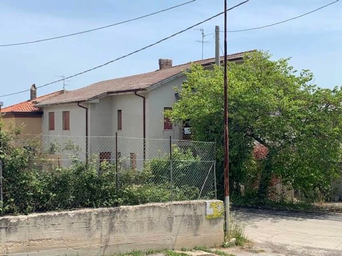 Casa con 6 locali in vendita in Contrada Macchie No Number, Centro, Tollo