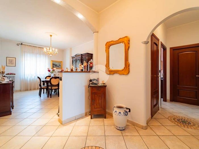 Appartamento quadrilocale in vendita in Viale Risorgimento, Centro, Bra