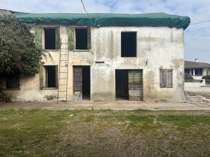 Casa quadrilocale in vendita in via Cappella, Centro, Campodarsego