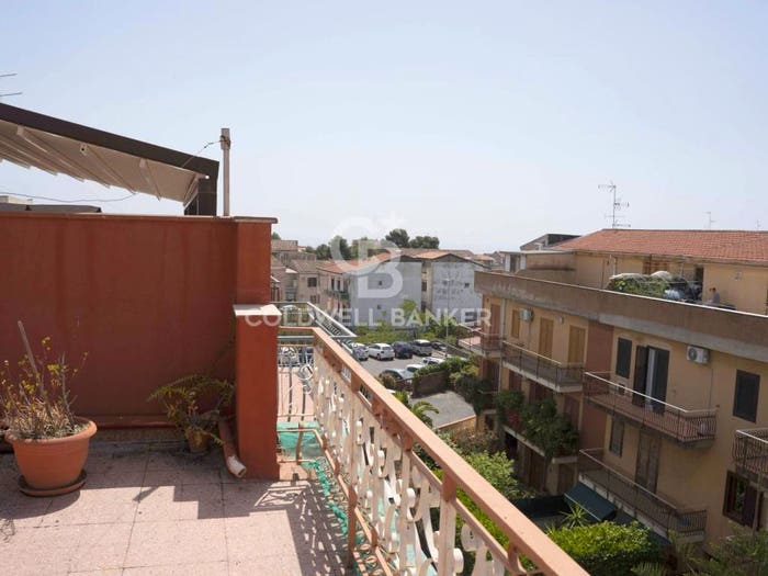 Casa con 6 locali in vendita in via cimone, Barriera Leucatia, Catania