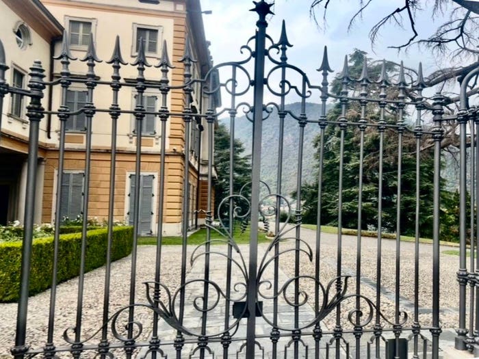 Appartamento trilocale in vendita in Via Mognano, Sagnino, Como