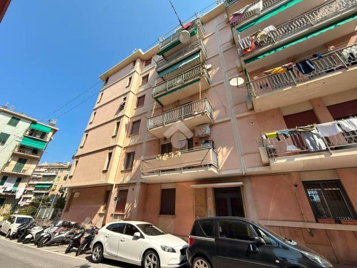 Appartamento bilocale in vendita in Via Laigueglia, Voltri, Genova