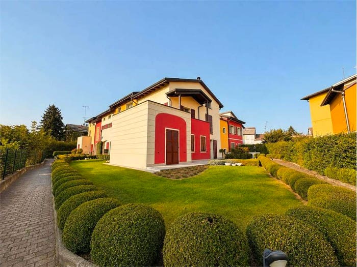 Appartamento con 5 locali in vendita in Via Marconi, Centro, Fontanellato