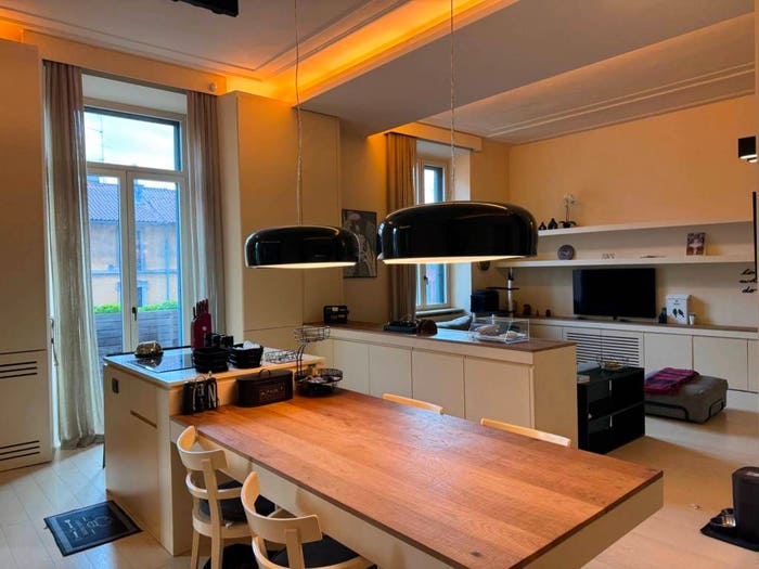 Appartamento con 6 locali in vendita in Via delle Erbe, Cadorna Castello, Milano