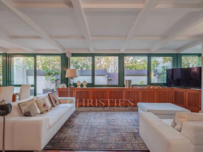 Casa con 6 locali in vendita in Viale Bligny, Bocconi, Milano