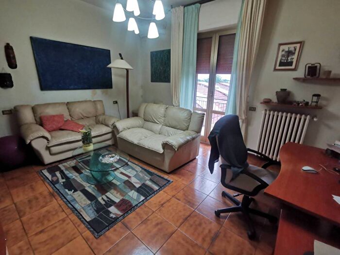 Appartamento con 5 locali in vendita in Via Pollative, San Giusto, Prato