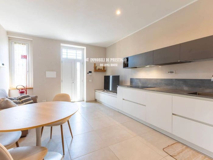 Appartamento bilocale in vendita in Via Francesco Brioschi, Corso San Gottardo, Milano