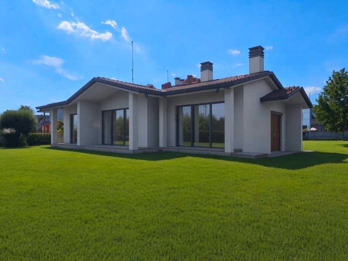 Casa quadrilocale in vendita in Via Arzerini, Centro, Camponogara