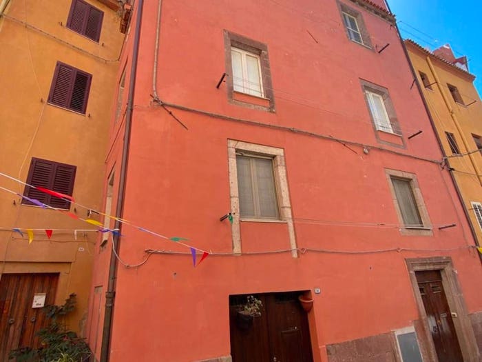 Appartamento trilocale in vendita in Via Carmine, Centro, Bosa
