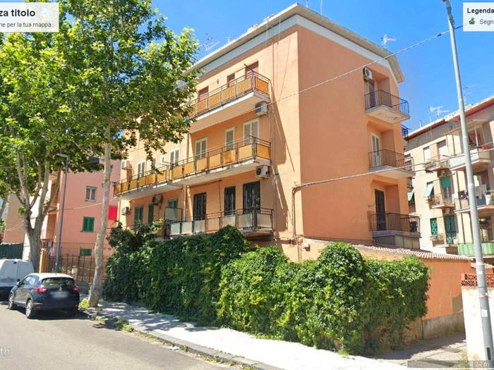 Casa trilocale in vendita in Via Socrate, Gazzi, Messina