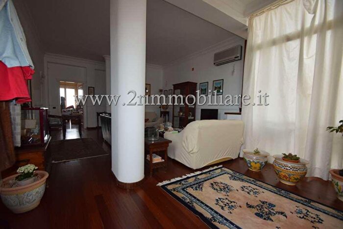 Appartamento con 5 locali in vendita in Corso Umberto, Mazara Del Vallo