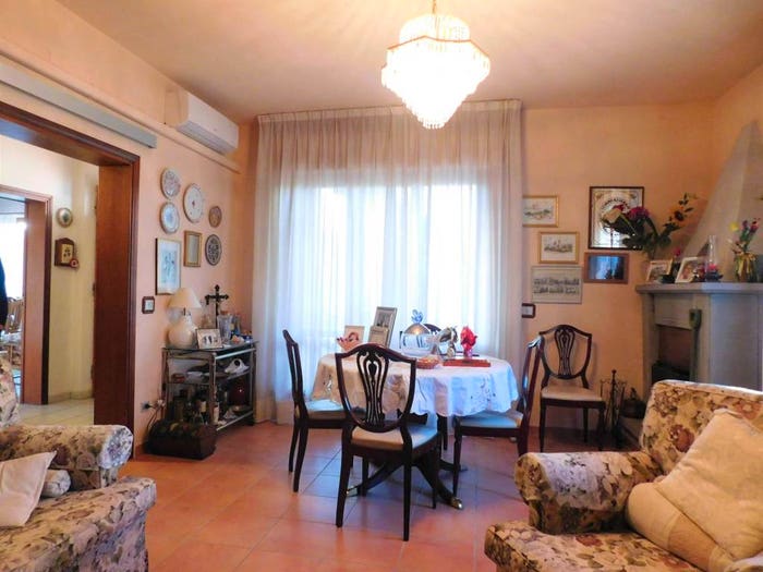 Casa con 5 locali in vendita in Via Guscellina, Ospedaletto, Pisa